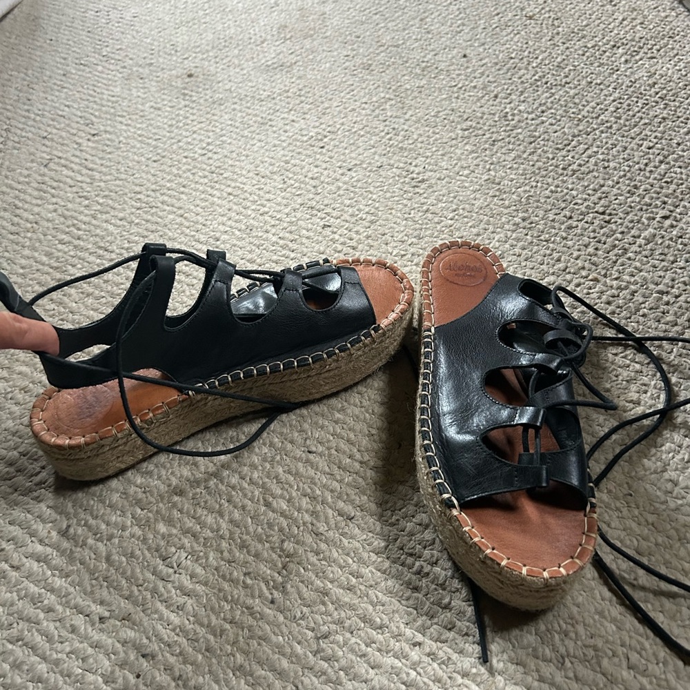 Aloha platform gladiator sandals size 9-1/2( 40)